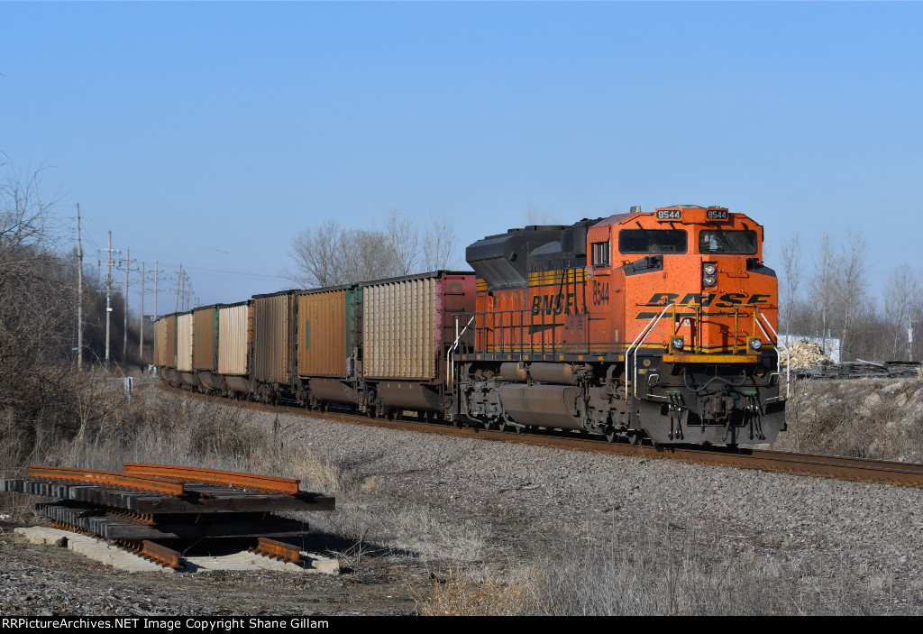 BNSF 8544